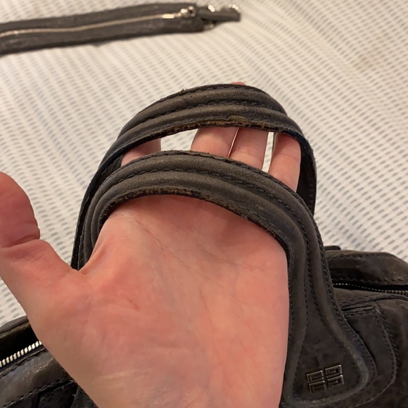 Givenchy Nightingale textured lambskin grey - Picture 9 of 14